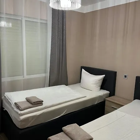 Nadiya App Pool, Parking Apartamento *