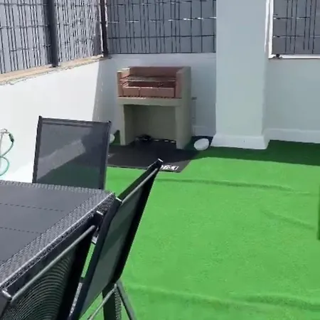 Nadiya App Pool, Parking Apartamento