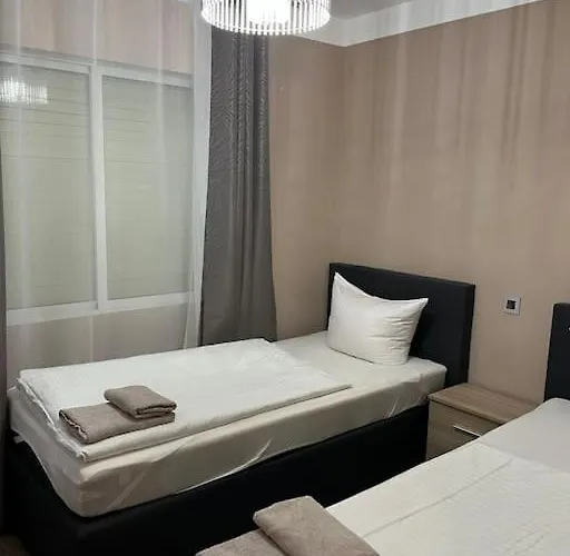 Nadiya App Pool, Parking *